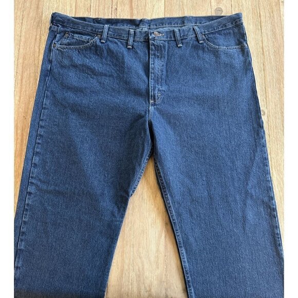 Wrangler Mens Jeans Five Star Relaxed Fit Denim Size 50 x 32 NEW - Picture 1 of 3